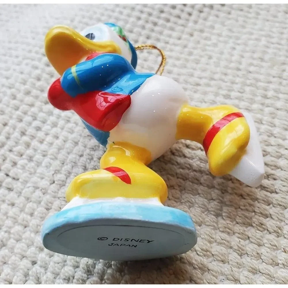 Vintage M&R Disney Disneyland  Donald Duck Ornament Ice Skating Figurine Japan